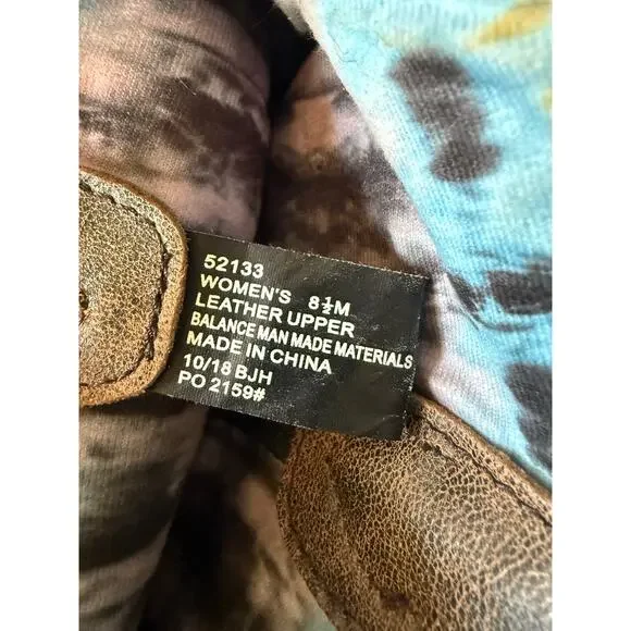 LAREDO LUCRETIA STUDDED SNAKE INLAY WESTERN BOOTS - SNIP TOE Sz. 8.5 - Picture 7 of 10